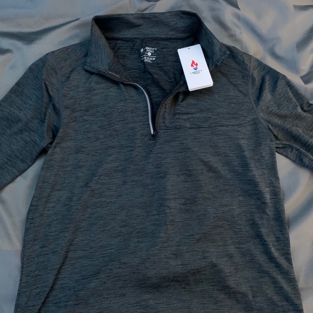 Liberty Pro Athletic Quarter Zip Size Medium